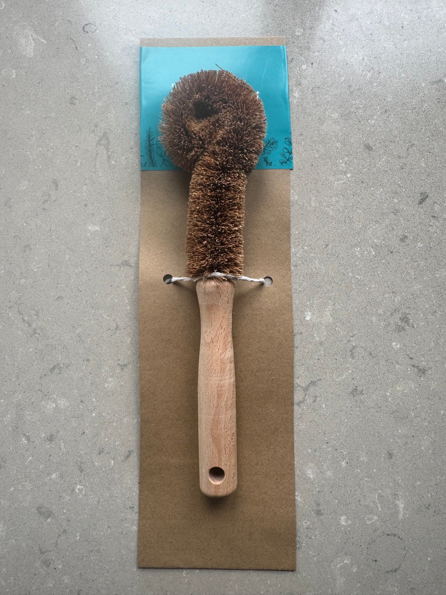 Coconut fibre bottle brush
